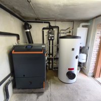 Zplynovací kotel Blaze Green 26kW
2× akumulační nádoba Reflex objem 1000l + expanzomat N300/6bar
Plynový kondenzační kotel Baxi Luna Classic 1.24 + zásobník TUV Dražice objem 300l
Instalace na klíč včetně vyřízení dotace v programu Nová zelená úsporám.